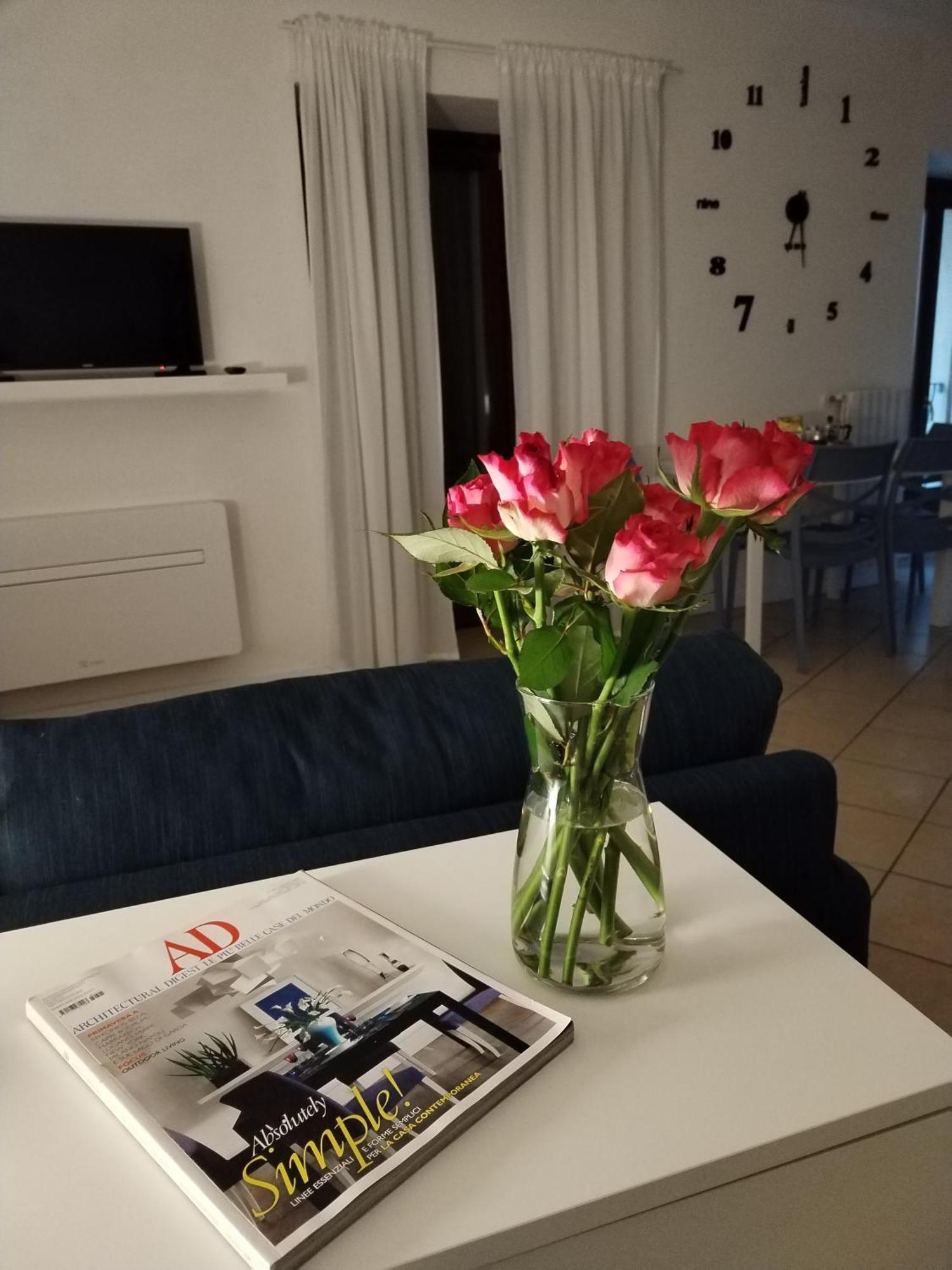 Un Balcone Sul Lago 오메그나 외부 사진